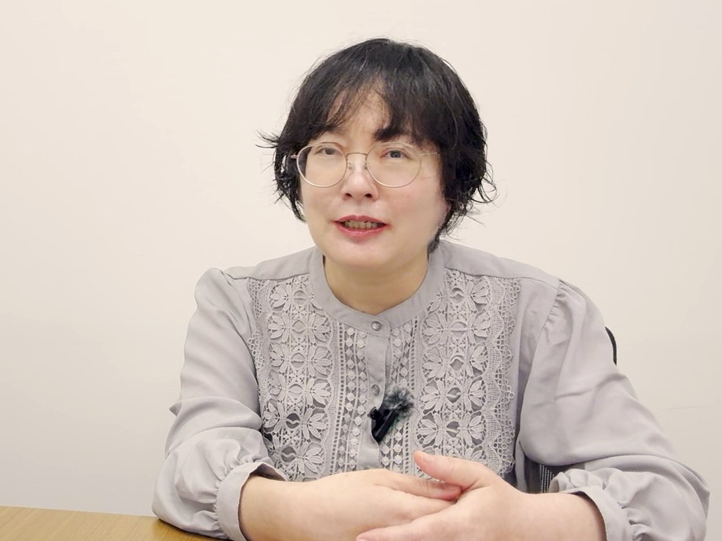 話す髙橋紀子先生