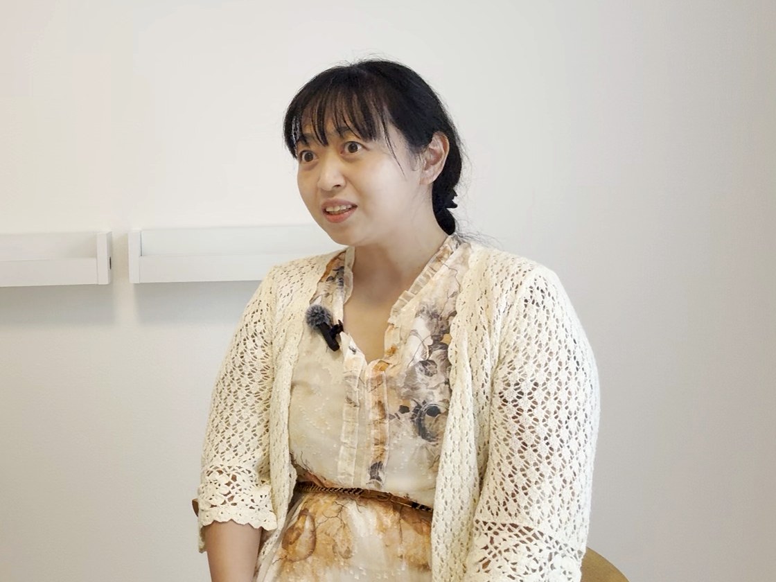 話す山岸佳織先生
